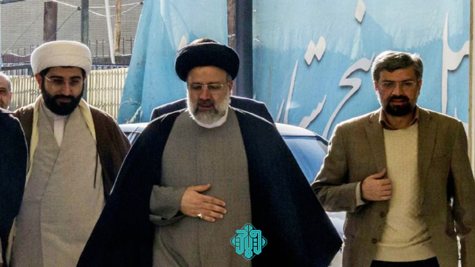 حضور آیت الله رئیسی در مدرسه علمیه ولایت